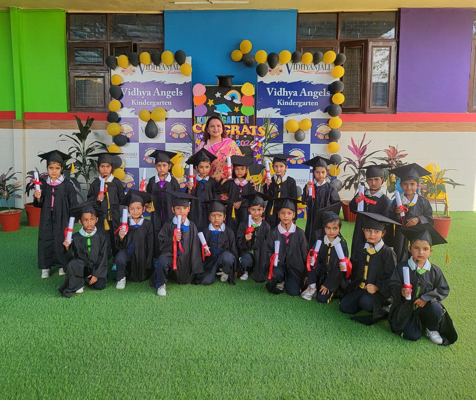 Graduation Ceremony for HKG Class at Vidhyanjali Academy